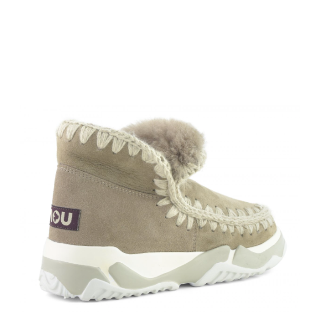 MOU Eskimo trainer